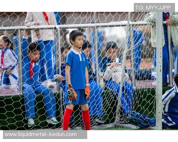 深圳足球队整体压制战术解析与实战应用探讨