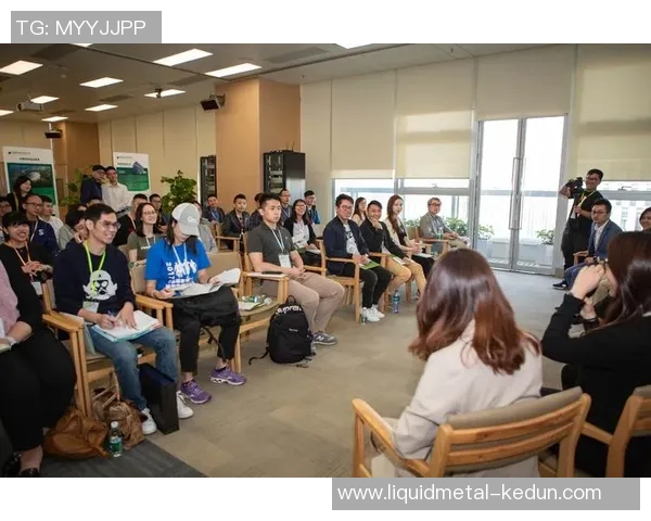 刘秀英独家分享足球心得与技巧助你提升球技的秘诀与经验 刘秀英独家分享足球心得与技巧助你提升球技的秘诀与经验