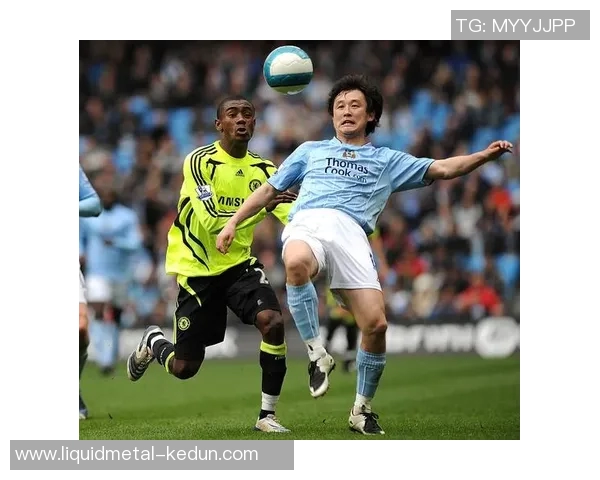 国外足球明星的共同特点与成功之道探讨 国外足球明星的共同特点与成功之道探讨