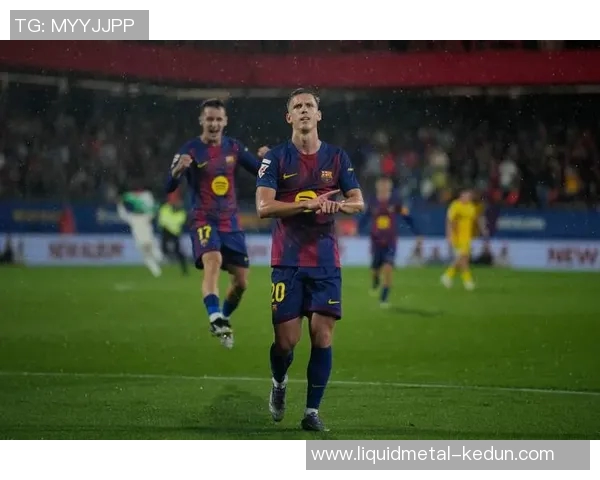 巴萨足球明星合照展现团队精神与辉煌历史的瞬间